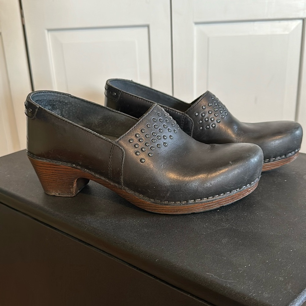 Dansko black clogs size 39
